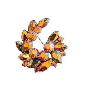 Vintage Unsigned Layered Rhinestone Brooch (A1812)